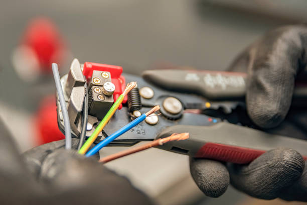 Best Commercial Electrician Services  in Lakehills, TX
