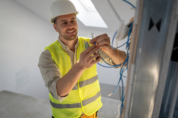 Best Licensed Electrician  in Lakehills, TX